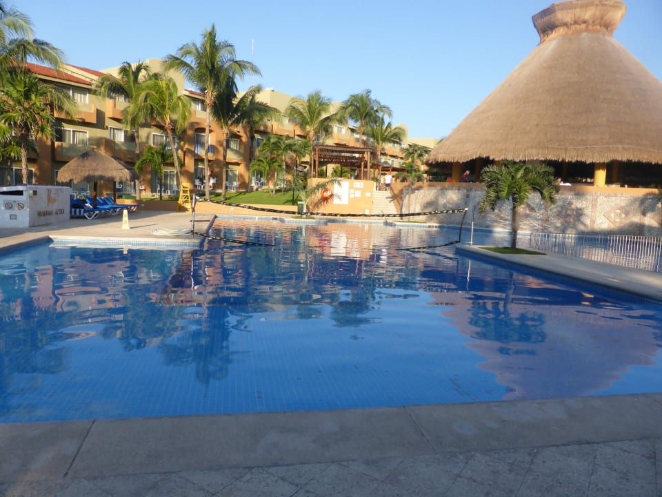 Pool Viva Azteca by Wyndham - All Inclusive Resort