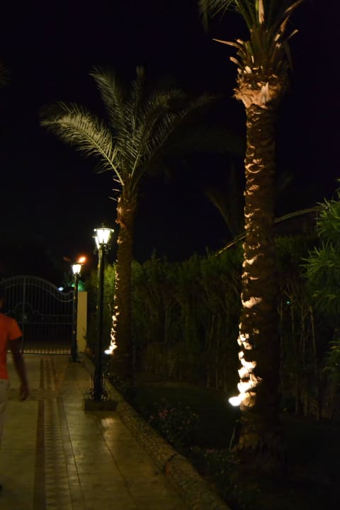 Exterior entrance Green Garden Resort Hotel