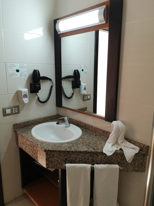 Zimmer HL Miraflor Suites Hotel