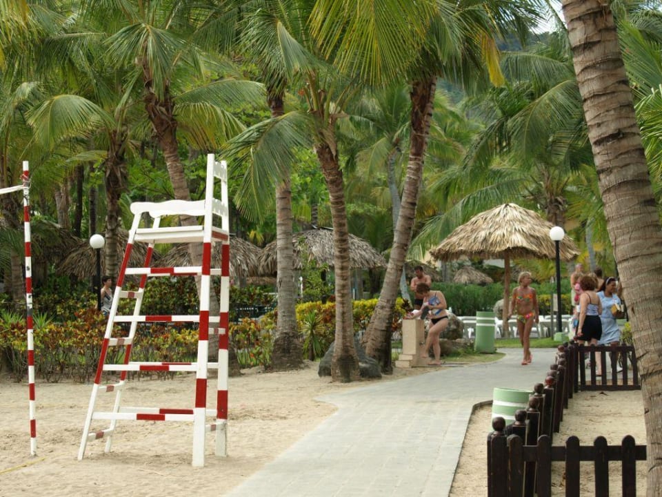 Volleyball - Blick Richtung Pool Playabachata Hotel
