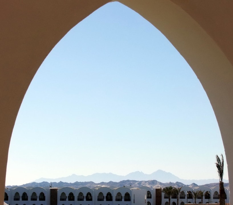 Blick ins Freie Hotel Gorgonia Beach Resort