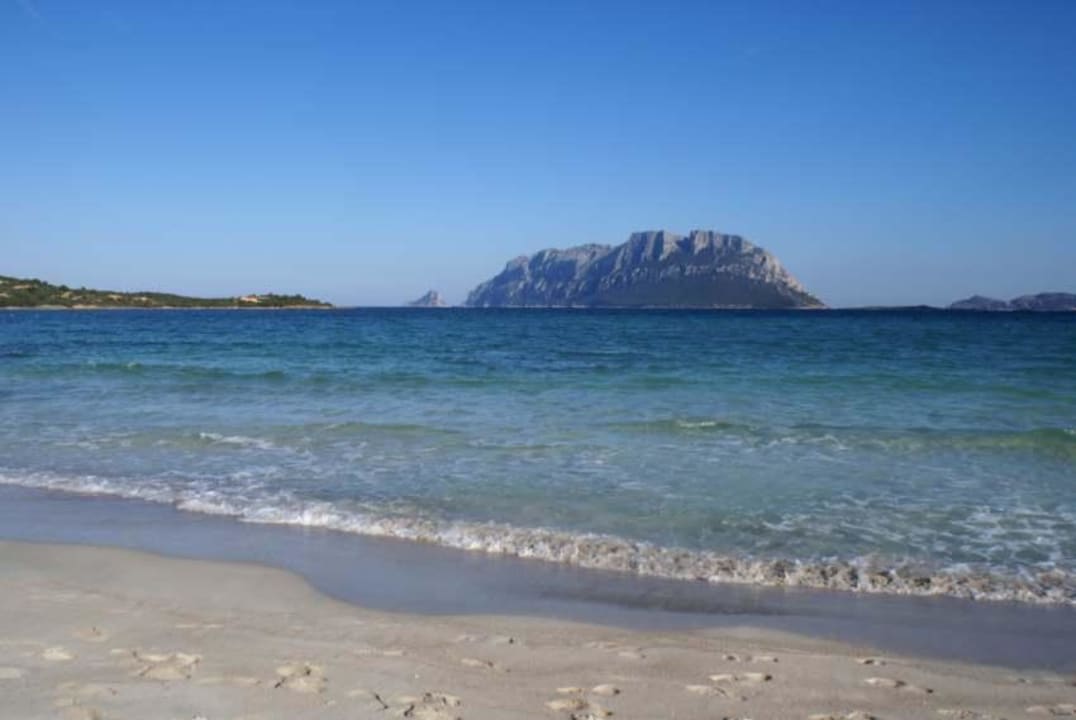 La spiaggia vicina Porto Istana Agriturismo L'Aglientu B&B