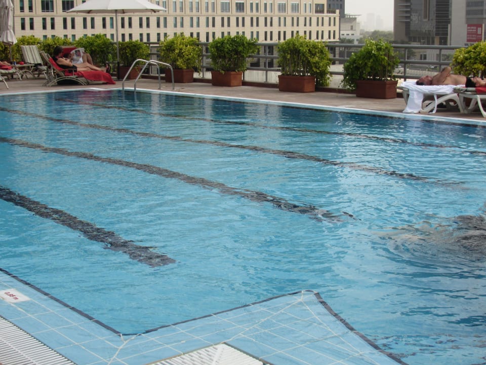Poolanlage vom Rose Ravhaan Rose Rayhaan by Rotana