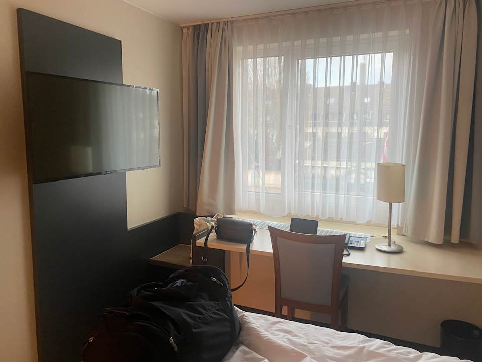 Zimmer Essential by Dorint Hotel Köln-Junkersdorf