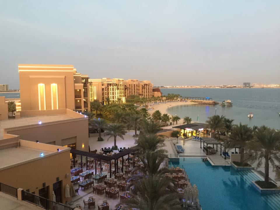 Außenansicht DoubleTree by Hilton Resort & Spa Marjan Island