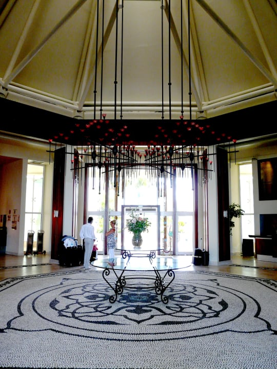 Mosaikboden aus runden Kieseln PALOMA Perissia