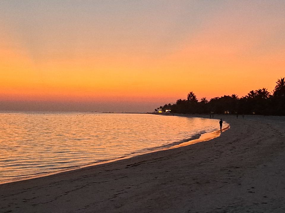 Strand Kuredu Island Resort & Spa