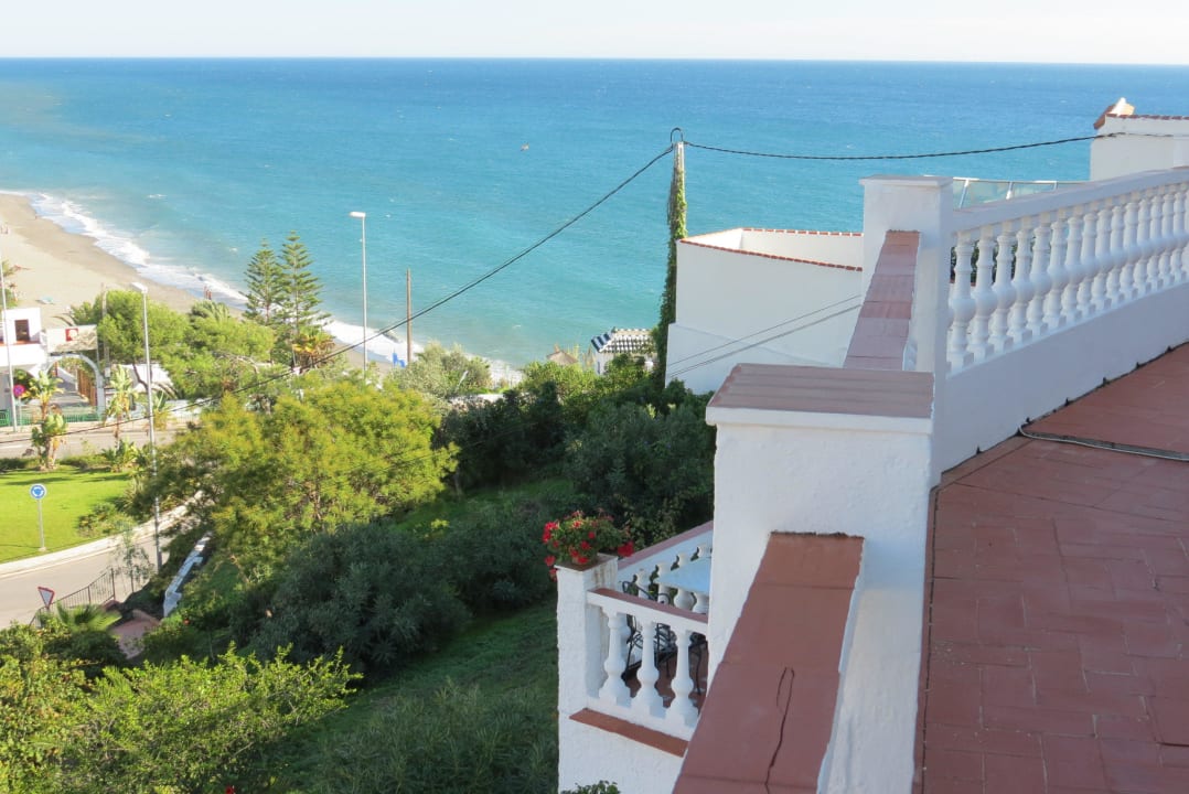 Blick von Restaurant Terrasse auf Strand Hotel Avalon