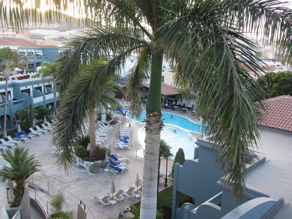 Blick von der Dachterrasse Adrián Hoteles Colón Guanahaní - Adults only