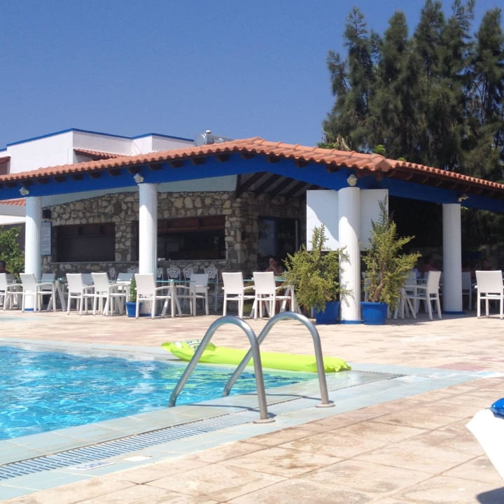 Poolbar Hotel Tigaki's Star
