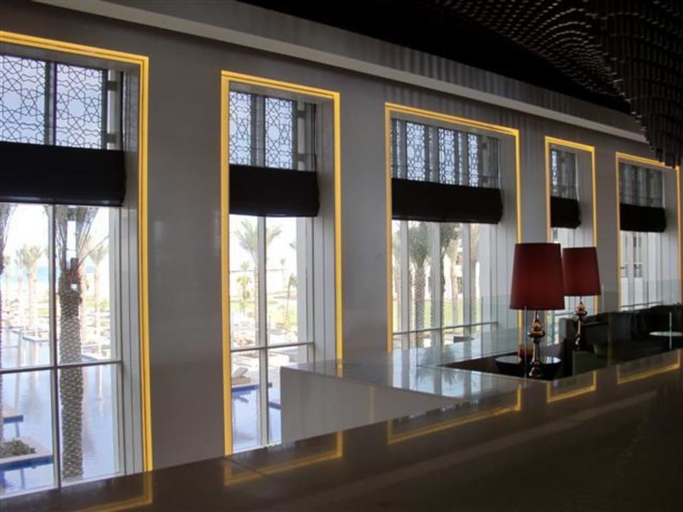 Lobby Park Hyatt Abu Dhabi Hotel and Villas