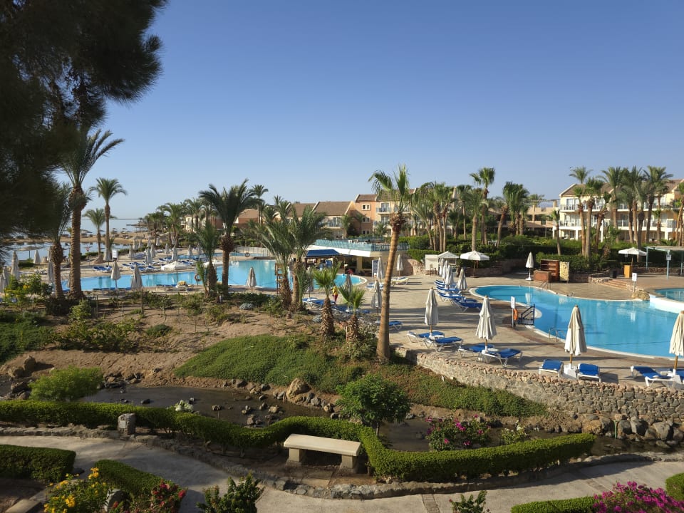 Pool Mövenpick Resort & Spa El Gouna