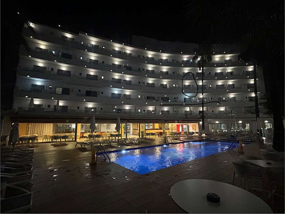 Pool Hotel Metropolitan Playa