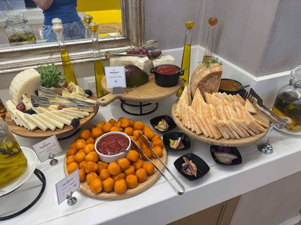 Gastro High Beach Resort