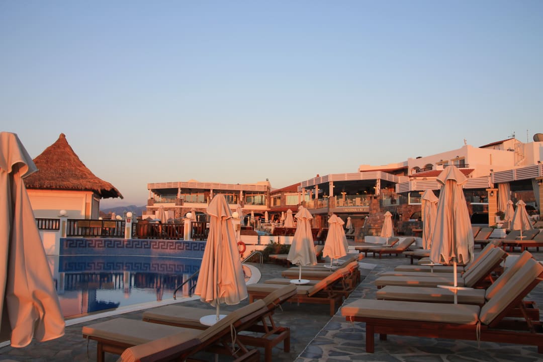 Pool Alexander Beach Hotel & Village Resort