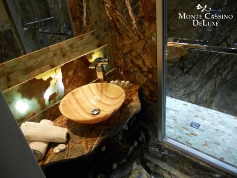 Łazienka Hotel Monte Cassino De Luxe