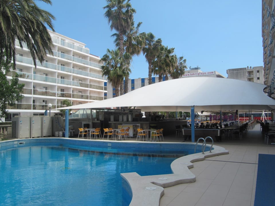 Basen Hotel Alhambra