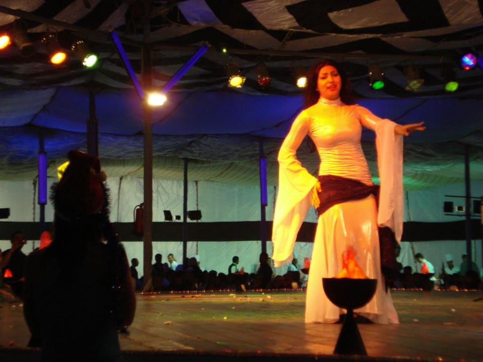 Tanzshow an der Silverterparty Pickalbatros Royal Moderna Resort-Sharm El Sheikh