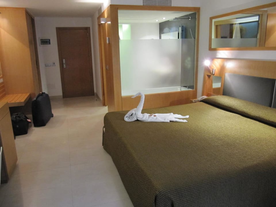 Ein Doppelzimmer R2 Bahía Playa Design Hotel & Spa - Adults Only