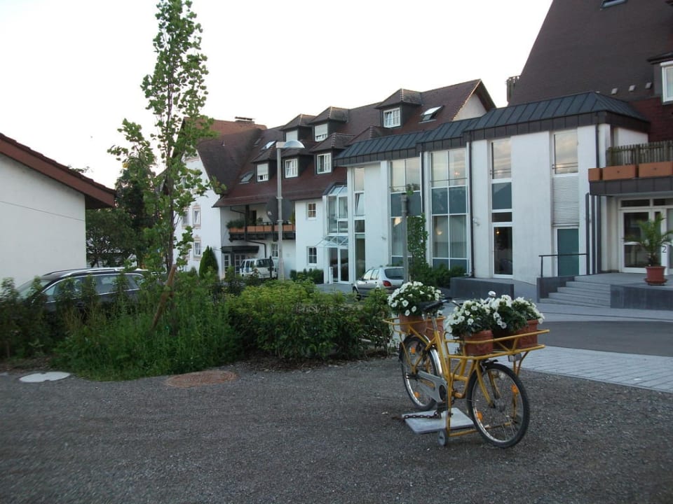 Älterer neu renovierter Teil des Hotels Hotel Traube am See