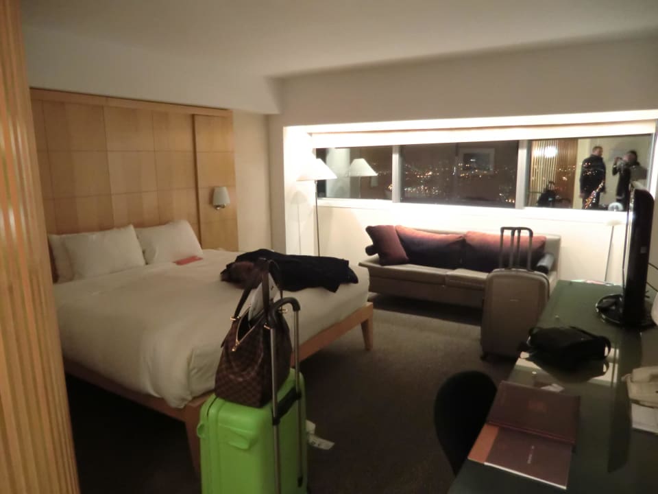 Easttower Zimmer 3826 Millennium Hilton New York One UN Plaza