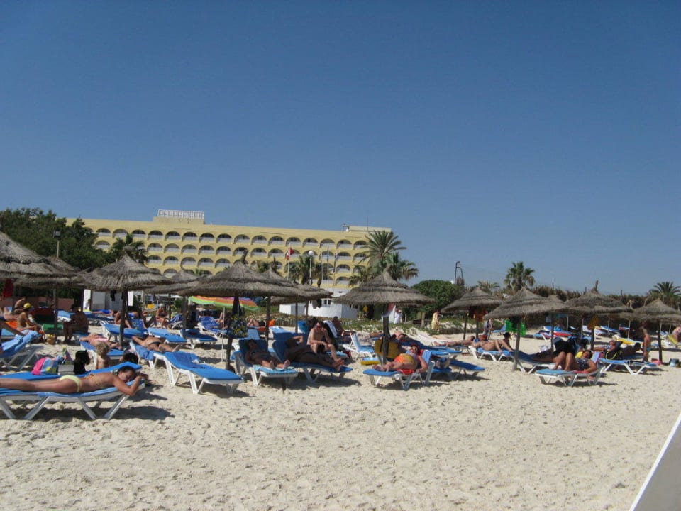 Hotel vom Strand gesehen Calimera One Resort Jockey