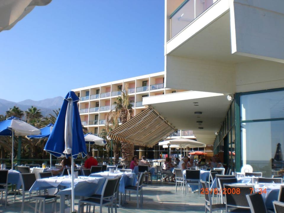 Aussicht vom Esszimmer Richtung Hotel Calimera Sirens Beach