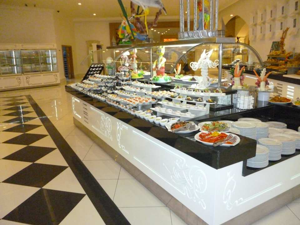 Das Buffet am Abend. Hotel Delphin Imperial