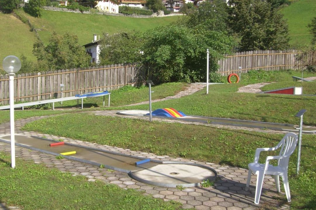 Minigolf STROBLHOF Active Family SPA Resort