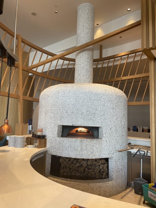 Gastro Hampton by Hilton Marjan Island