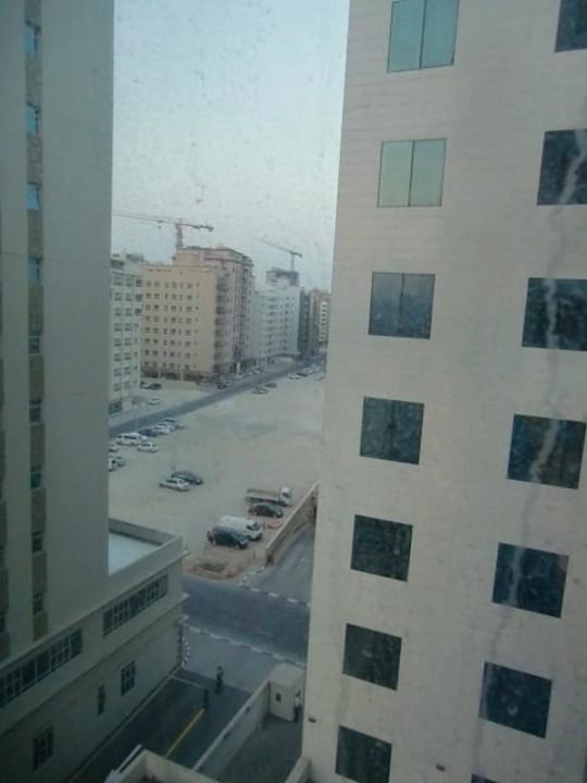 Ausblick vom Zimmer / 6. Stock Carlton Al Barsha