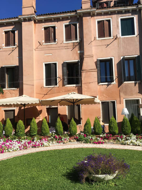 Idyllische Gartenanlage Hotel Olimpia Venice, BW Signature Collection