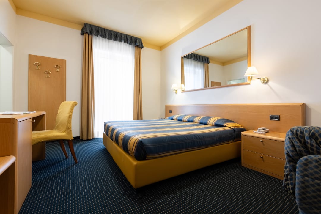 Zimmer Brione Green Resort