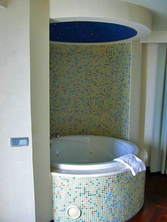 Junior suite Royal Wings Hotel