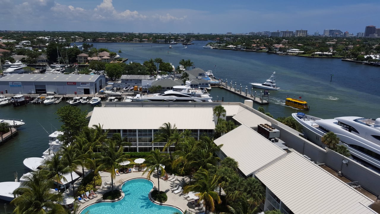 Pool Hotel Hilton Fort Lauderdale Marina