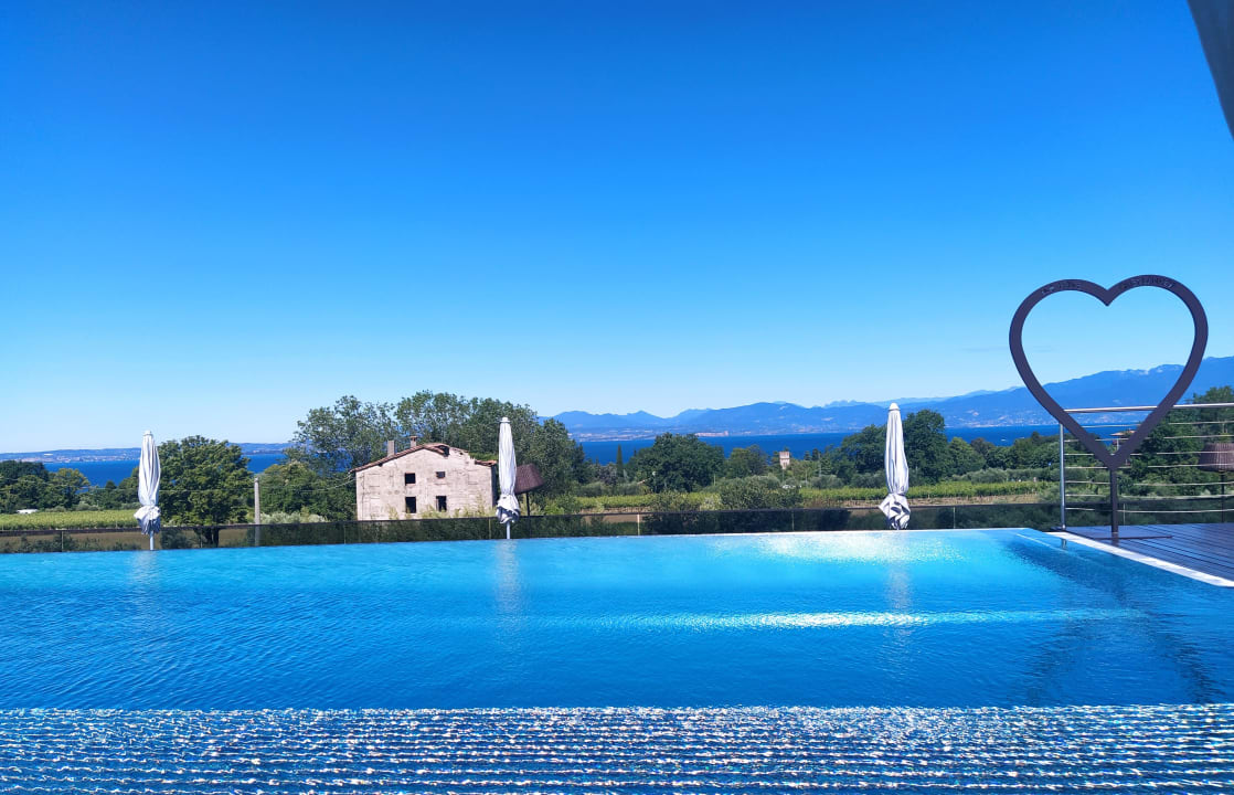 Pool Quellenhof Luxury Resort Lazise
