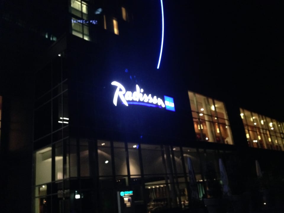 Lobby Radisson Blu Hotel Frankfurt