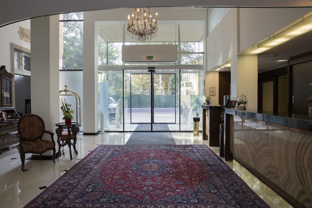 Lobby Hotel Sacher Baden