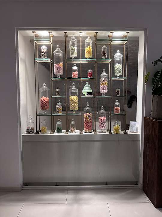 Lobby Grecotel LUXME White