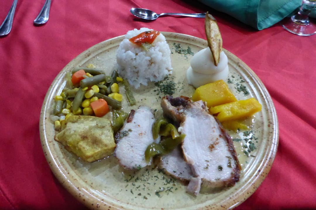 Das Mahl beim Kubaner als auf den Tisch kam Sol Hicacos Varadero