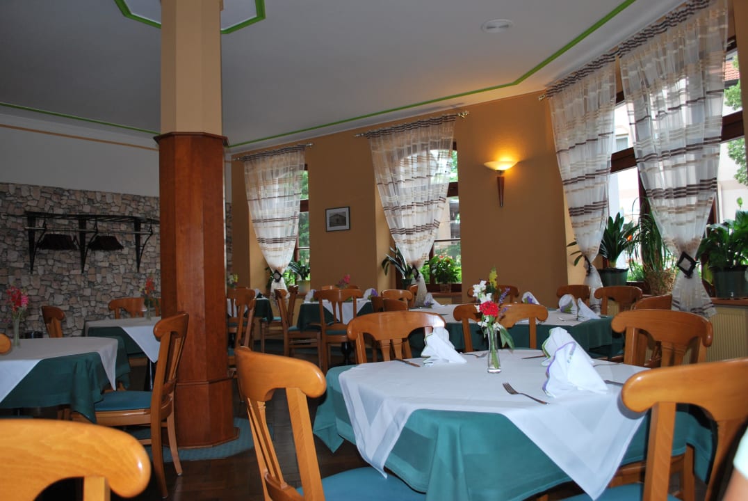 Im Restaurant Hotel Stadt Neustadt