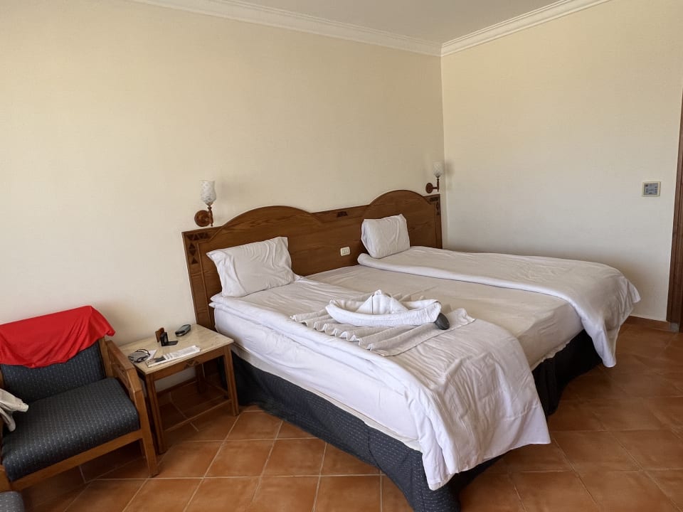 Zimmer Bliss Nada Beach Resort