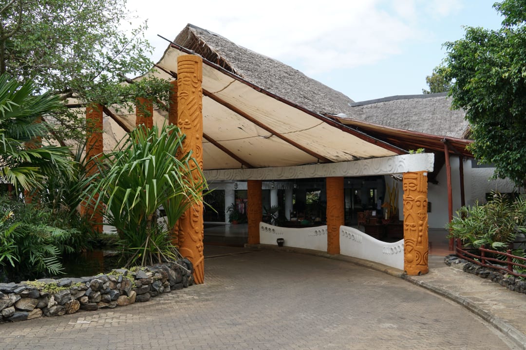 Eingang Hotel Southern Palms Beach Resort