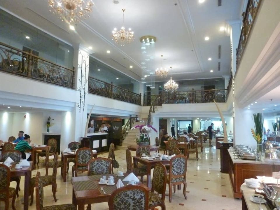 Frühstück im Saigon Palace Restaurant Hotel Grand Saigon