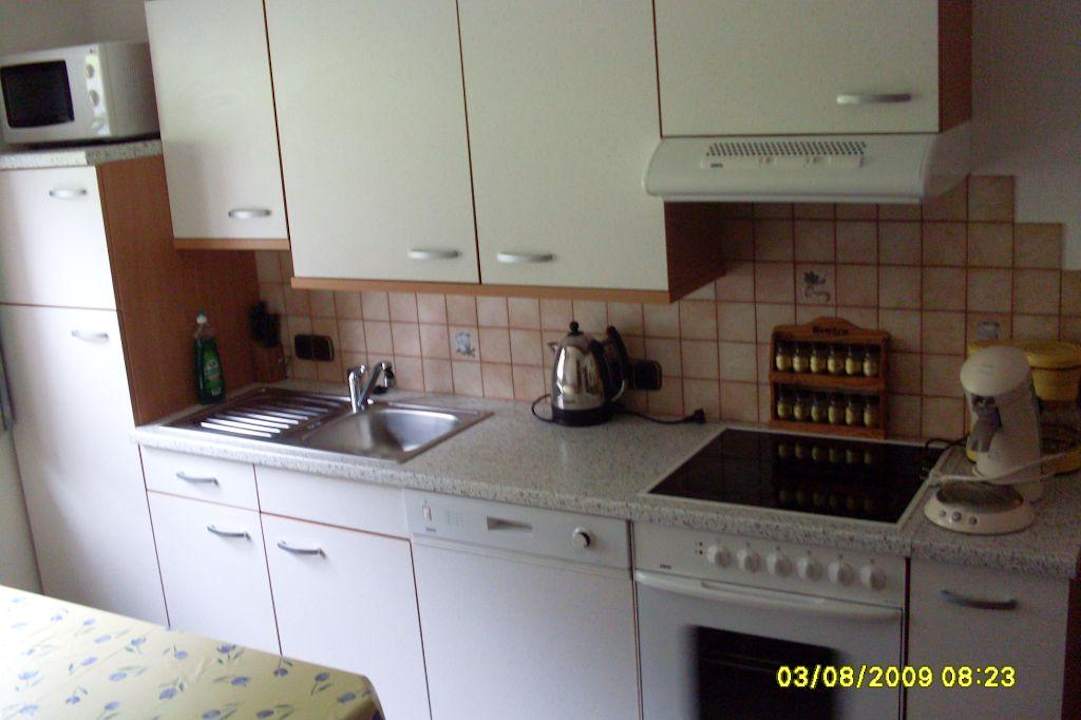 großzügige Küchenzeile Hotel Sylvia