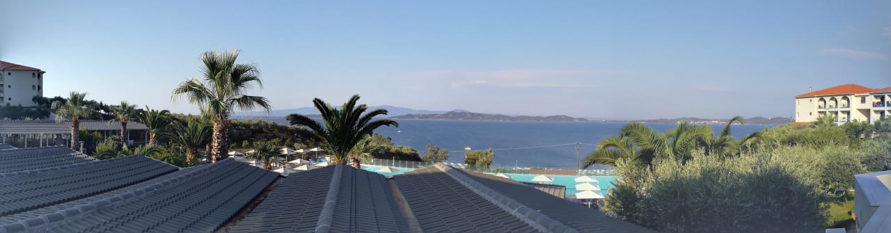 Ausblick Akrathos Beach Hotel