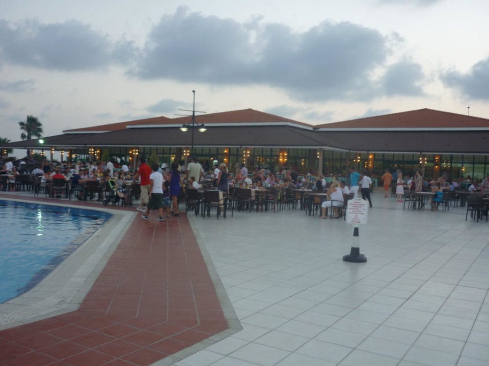 Ресторан у бассейна Asteria Family Resort Side