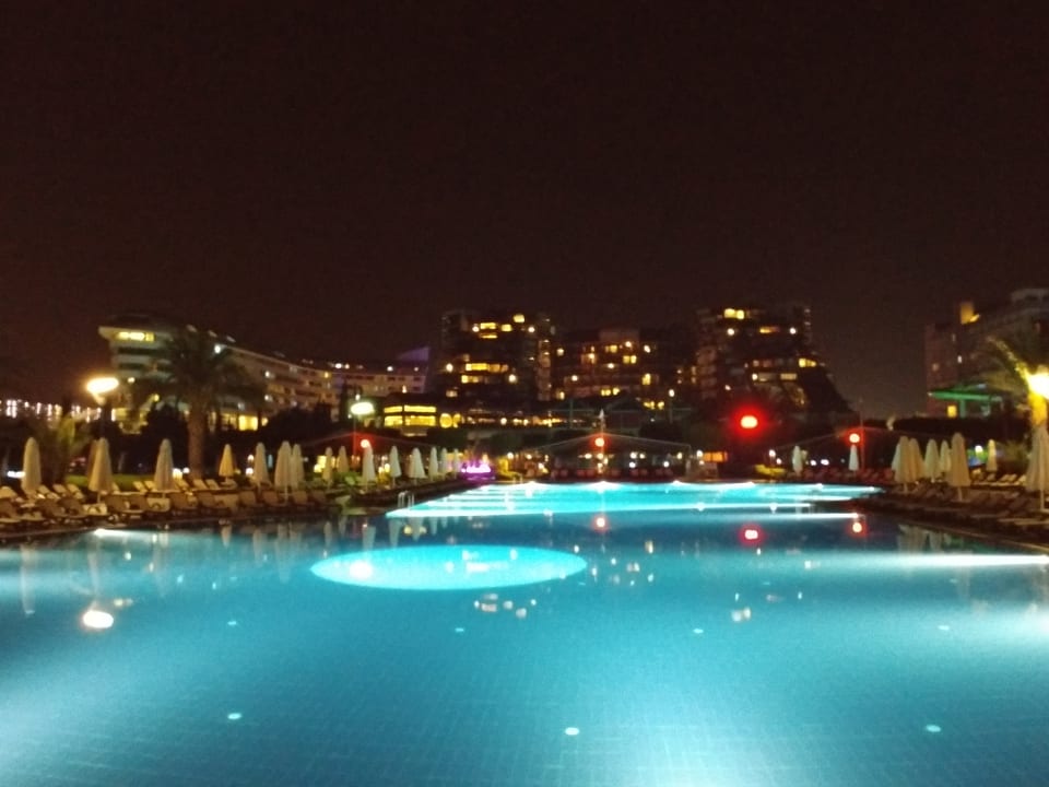 Pool Limak Lara Deluxe Hotel & Resort