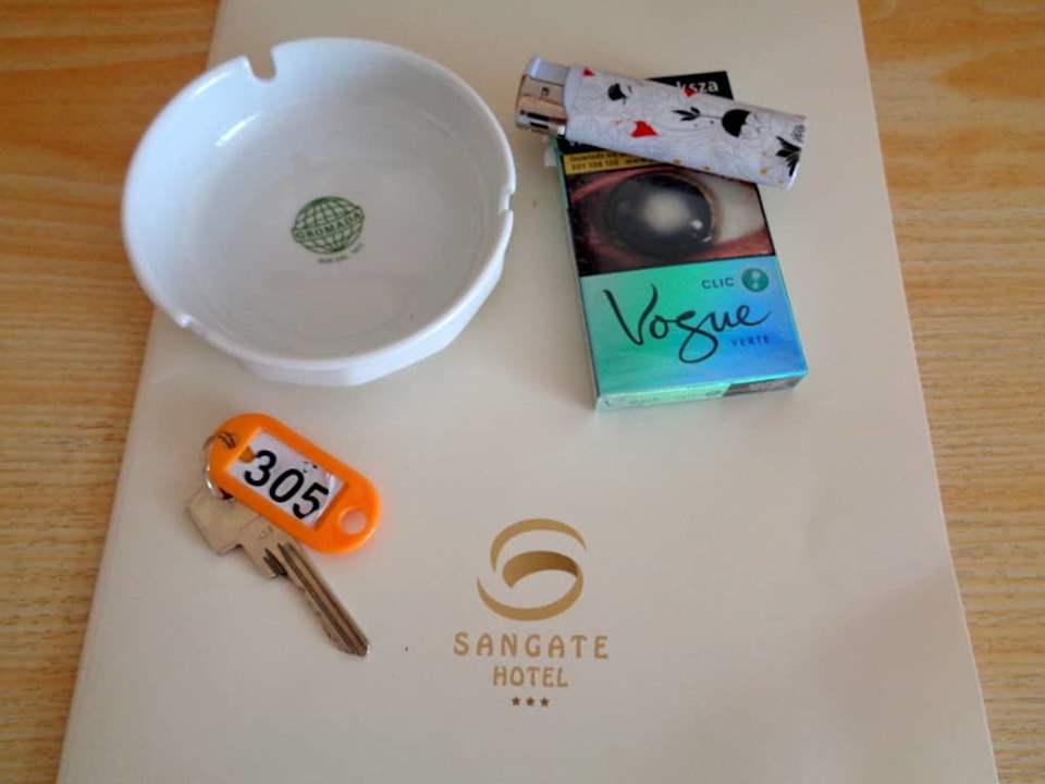 Popielniczka Sangate Hotel Airport