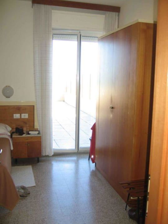 Ausgang zur Terrasse Hotel Gemma